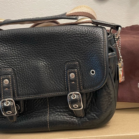 Coach soft pebble collection style number 12707. Dust bag included. Used twice - Picture 3 of 12